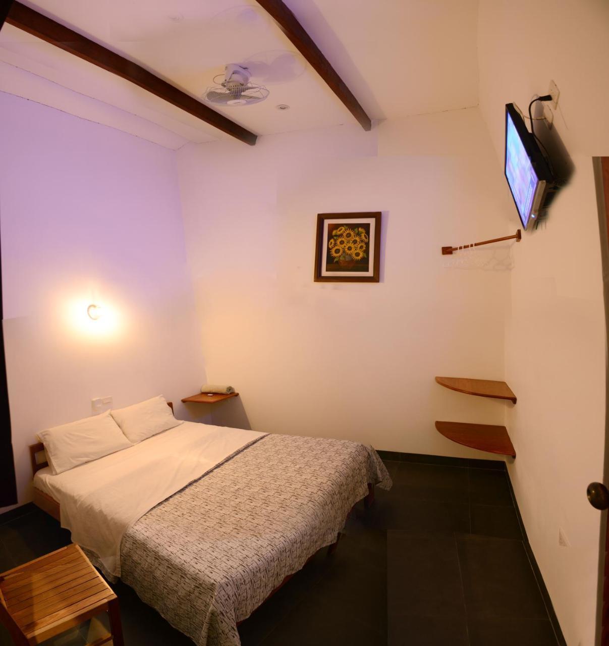 Hostal Casa Blanca Tarapoto Eksteriør billede
