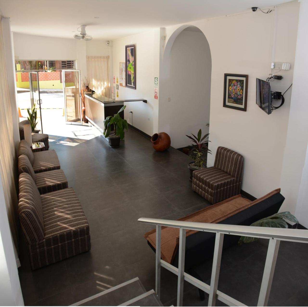 Hostal Casa Blanca Tarapoto Eksteriør billede